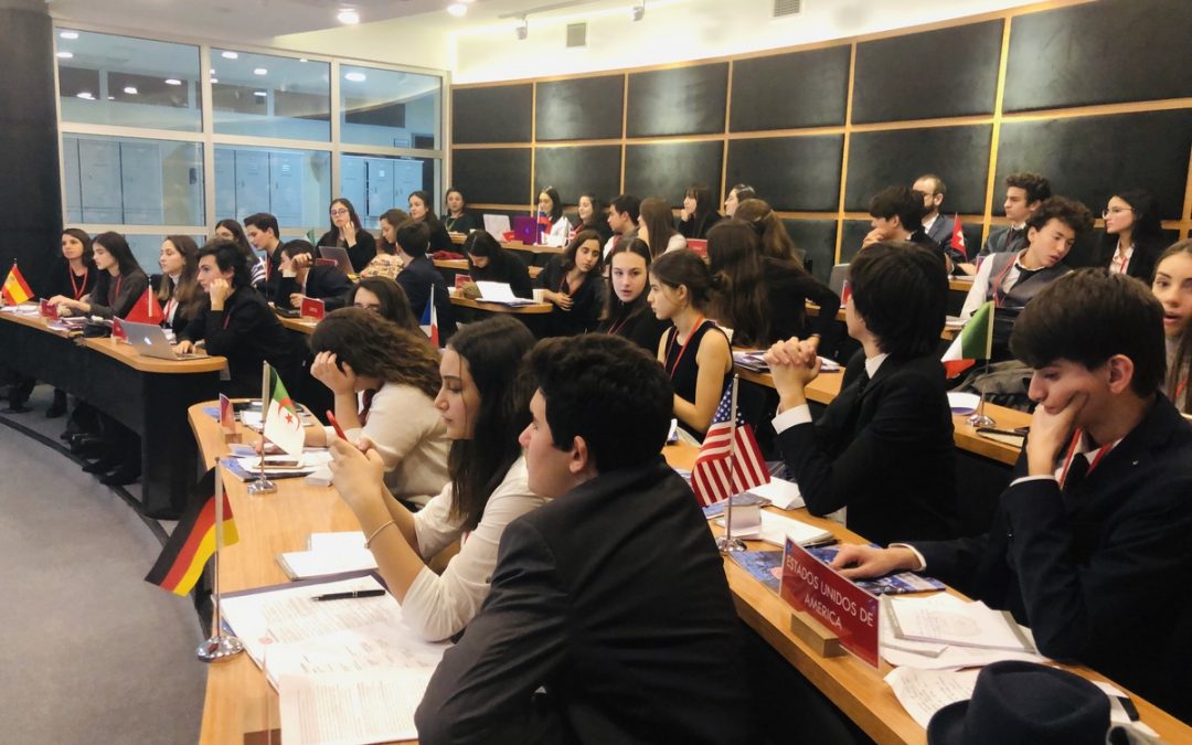 Okulumuzda İspanyolca Junior Model United Nations(HISMUN) Konferansı