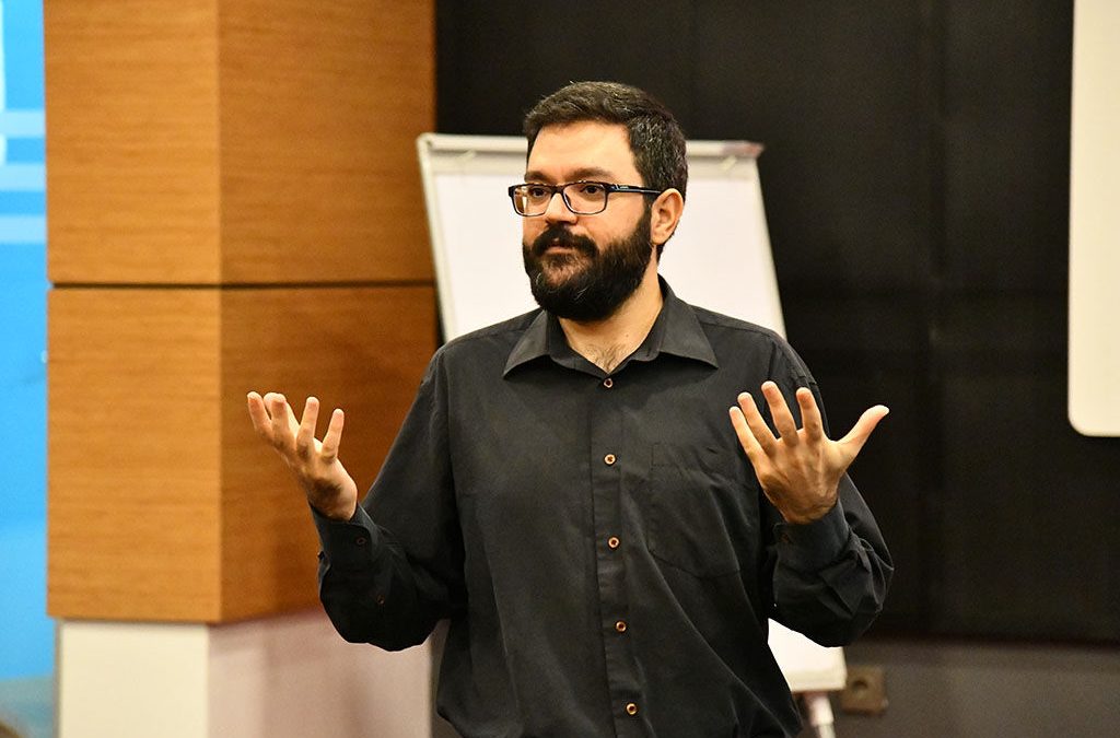 İstanbul Üniversitesi Öğretim Üyesi Dr. Tolga Yıldız Psikoloji Dersi Öğrencilerimizle Bir Araya Geldi