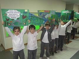 1st Grades Environment March