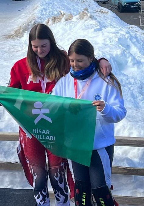 Okullararası Alp Disiplini Yarışlarında Öğrencilerimiz Kürsüde Yer Aldı